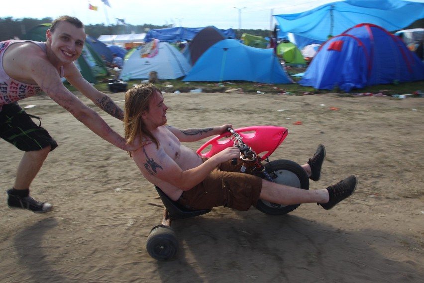 WOODSTOCK 2016: Dziwne stroje i ZDJĘCIA najbardziej...