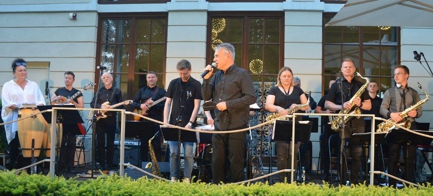 Koncert Big Band Domu Kultury w Końskich. Zagrali same hity. Zobacz zdjęcia
