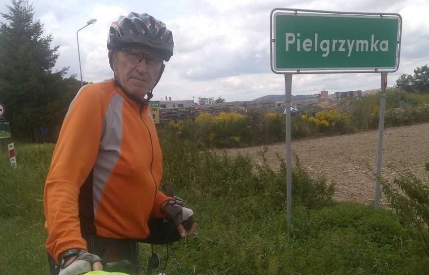 Emerytowany nauczyciel z Włoszczowy wyrusza na rowerową pielgrzymkę do Rzymu (ZDJĘCIA)
