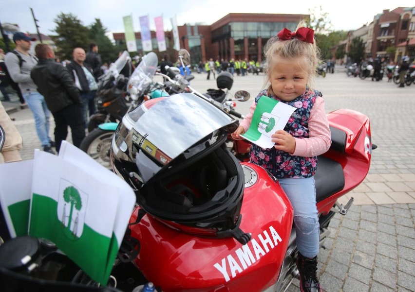 Wielka parada motocyklistów przejechała przez Jaworzno. Tak...