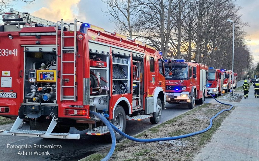 Pożar poddasza przy ul. Kościelnej w Mielnie