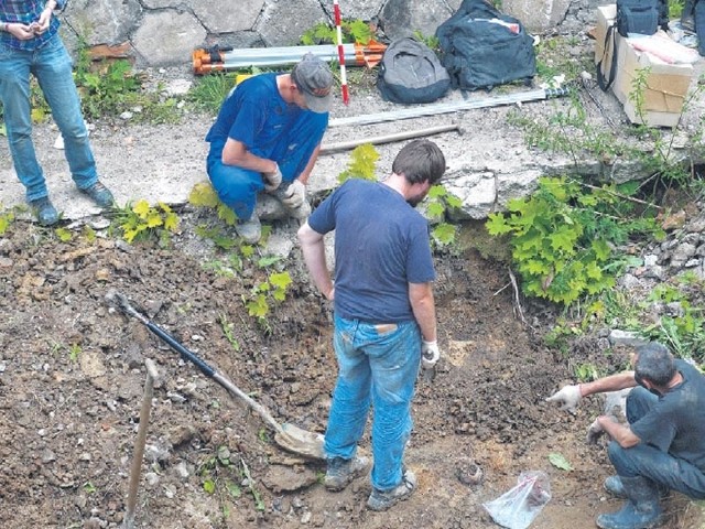 Badania archeologów prowadzone są przed inwestycją budowlaną, którą wkrótce zamierza rozpocząć tutaj właściciel tego terenu. Specjaliścibędą pracować przez miesiąc.