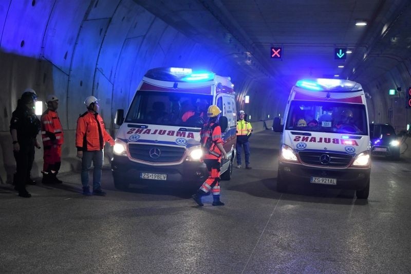 Tunel pod Świną testowali ratownicy medyczni ze Świnoujścia...