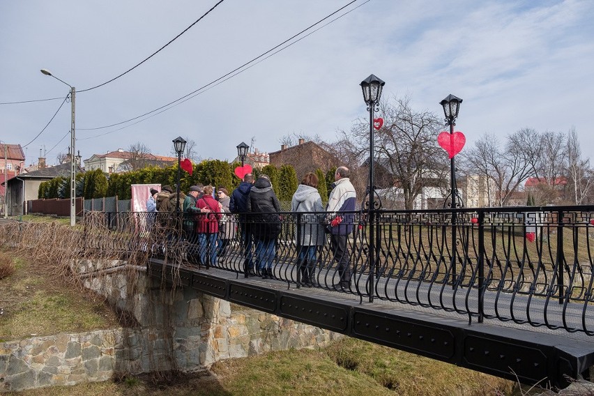 "Zakochani w Tarnowie" wracają na swój most [ZDJĘCIA]