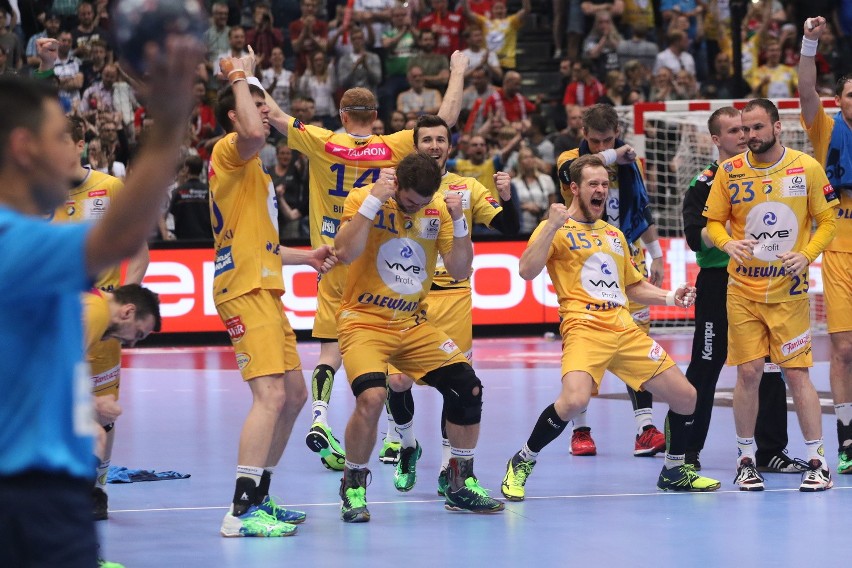 Vive Tauron Kielce po horrorze wygrał z Veszprem i zwyciężył w Lidze Mistrzów