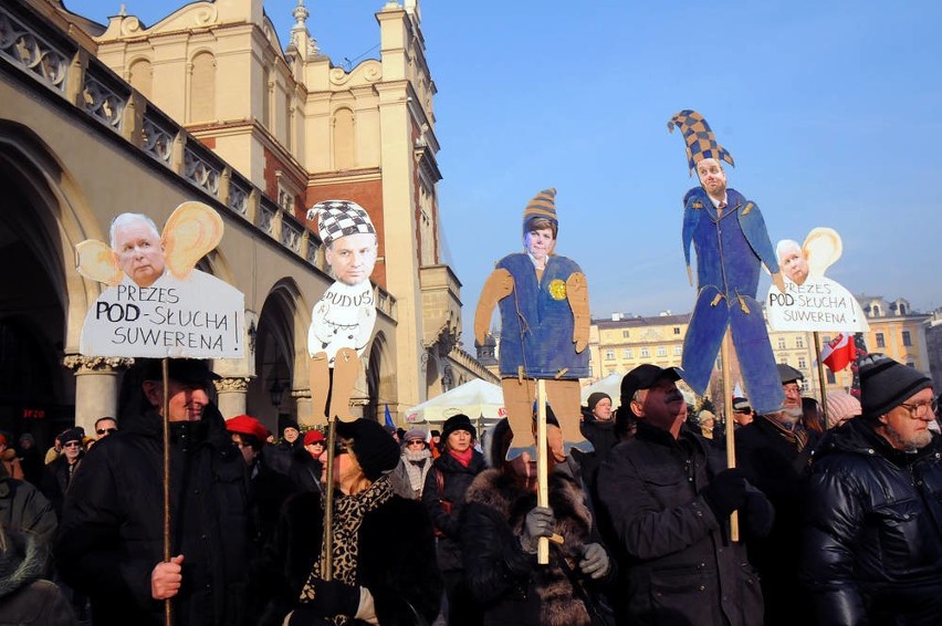 Demonstracja na krakowskim Rynku Głównym