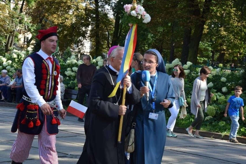 Pielgrzymka Krakowska dotarła na Jasną Górę [ZDJĘCIA]