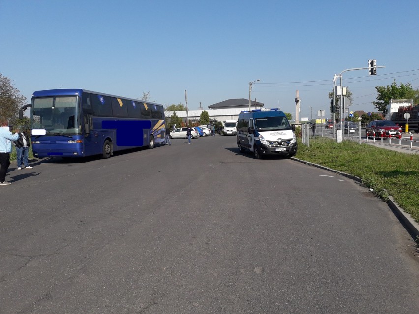 Ukraiński kierowca autokaru fałszował czas pracy. W Suchej na DK 94 zatrzymali go funkcjonariusze Inspekcji Transportu Drogowego