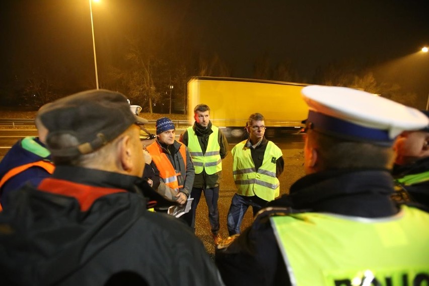 Wizja lokalna na miejscu tragedii w Mikołowie. Na pasach...