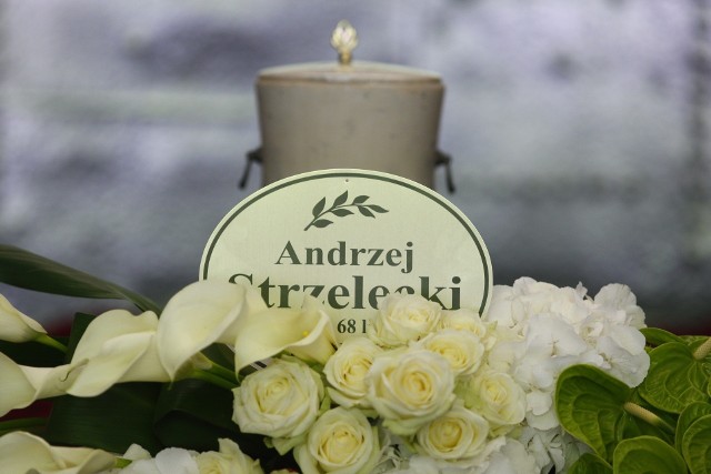 Warszawa: Pogrzeb Andrzeja Strzeleckiego. Aktor został pochowany na Powązkach Wojskowych