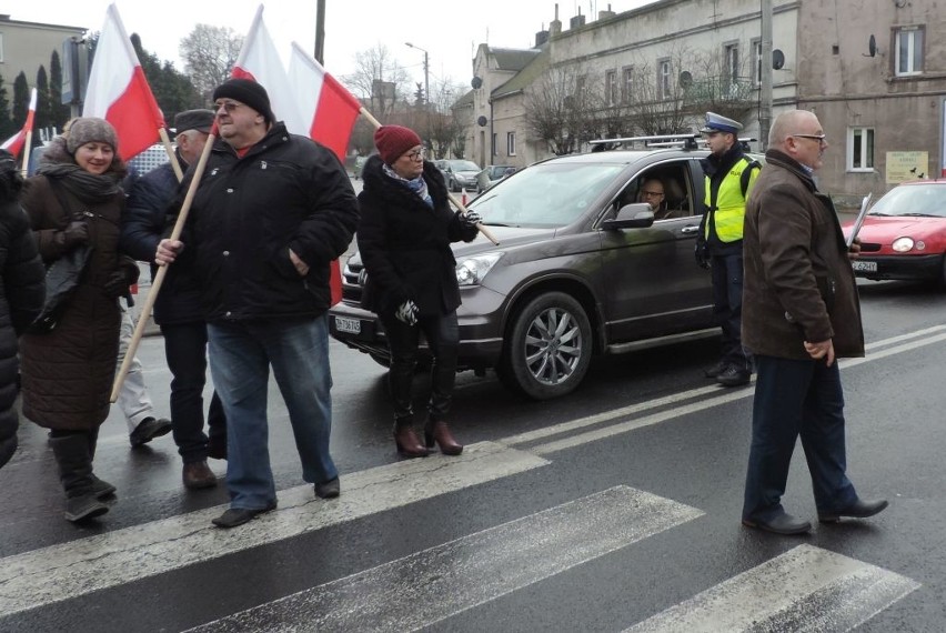 W Strzelnie odbyła się comiesięczna blokada dróg [zdjęcia] 