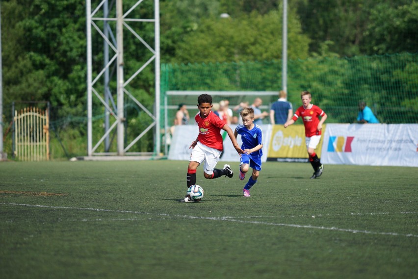 JJ Sport Center, pełnowymiarowe boisko sztuczne przy ul....