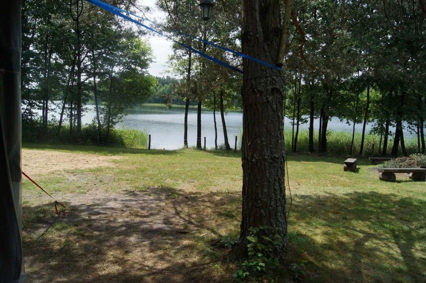 Na jeziorem między Tucholą a Czerskiem - 1 172 m² za 299 000...