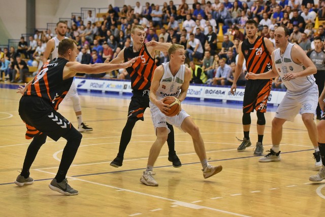 Czy koszykarze Biofarmu Basket z Polfameksem Kutno zagrają równie efektownie i skutecznie jak z Czarnymi Słupsk?