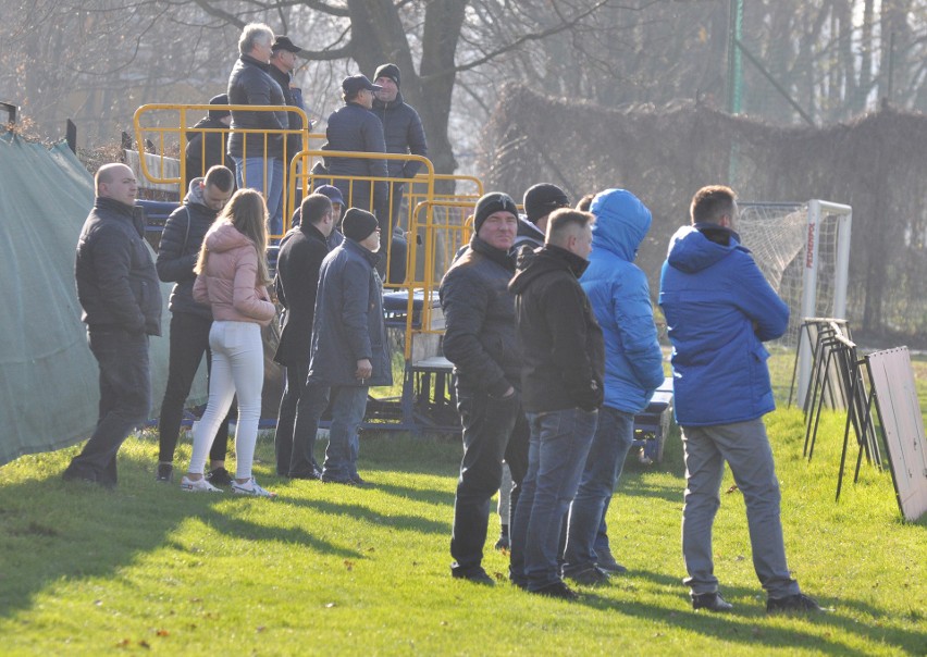 Centralna Liga Juniorów U-17: Wisła - Cracovia. Derby Krakowa pod wodzą... sędzin. "Pasy" przyćmiły "Białą Gwiazdę" [ZDJĘCIA]