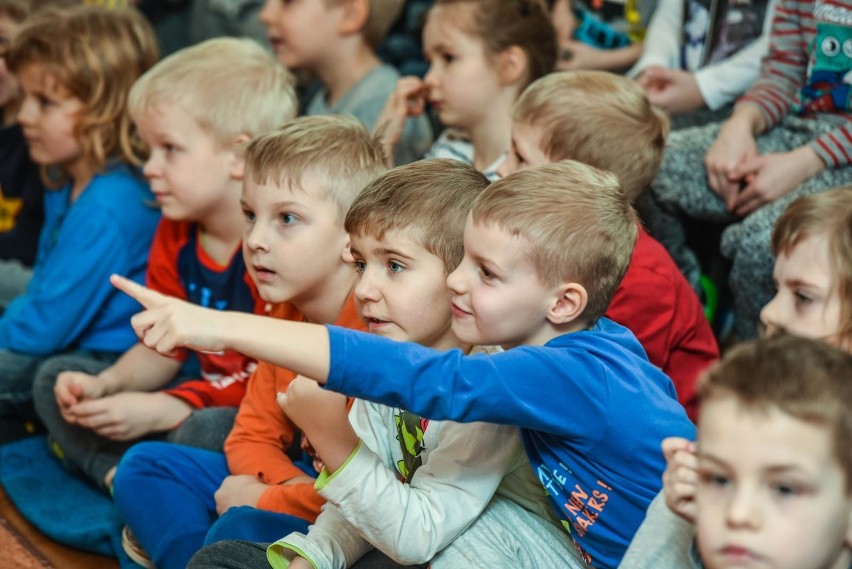 Czy przedszkolaki i seniorzy mogą fajnie i twórczo spędzić...