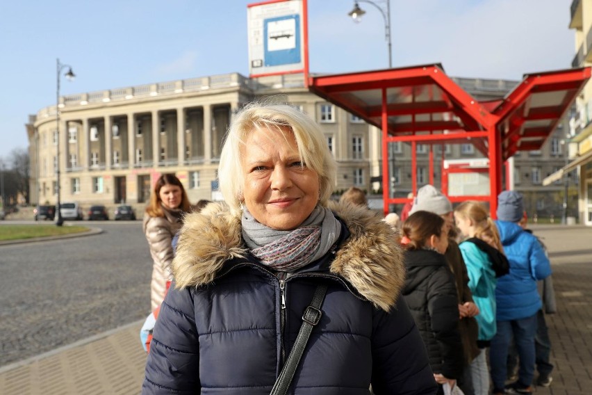 Większość autobusów to pojazdy nowe, czyste, wygodne. Bez...