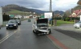 Wypadek w Tęgoborzy. Zderzyły się dwa samochody osobowe, jedna osoba w szpitalu
