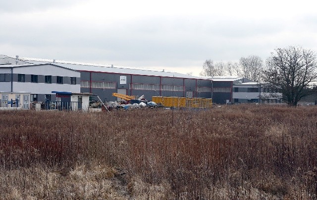 Hale przemysłowe w Szczecinie przyciągają nowych inwestorów W Załomiu wciąż powstają nowe hale przemysłowe