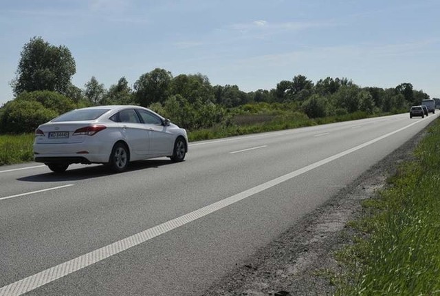 Droga będzie miała ponad trzy kilometry długości i po jednym pasie ruchu w każdą stronę.