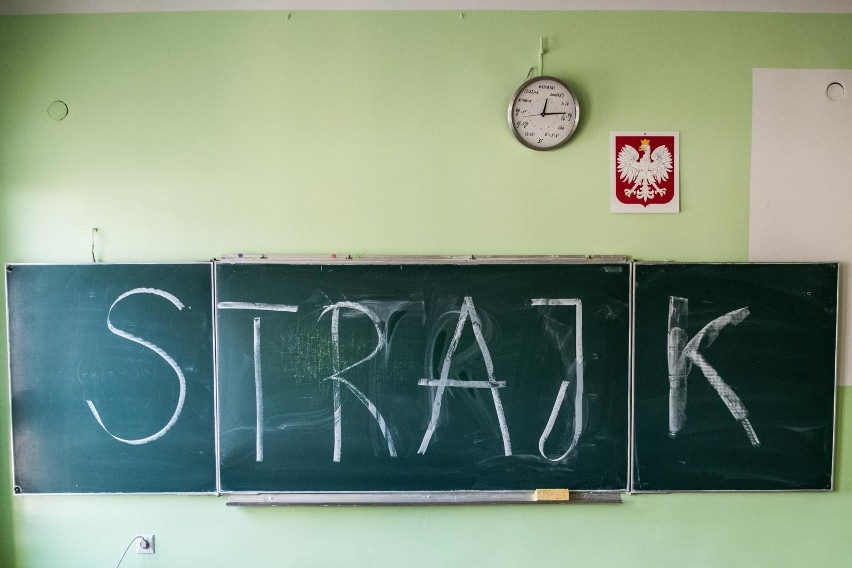 Strajk nauczycieli trwał w całej Polsce od 8 kwietnia....