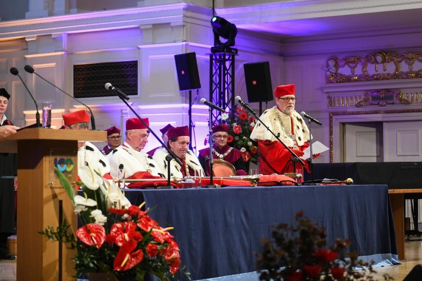 Koncert Piotra Żukowskiego miał się odbyć w trakcie...