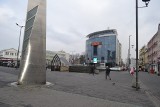 Umowa na remont Placu Stulecia w Sosnowcu podpisana. Będzie tu zieleniec. Remont placu przed dworcem PKP przebiega zgodnie z planem