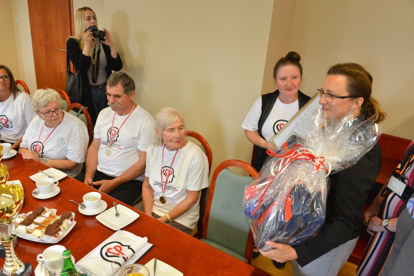 Wielki sukces ekipy z Kielc na Parkinsonadzie 2019. Gratulacje od wojewody i senatora (WIDEO, ZDJĘCIA) 