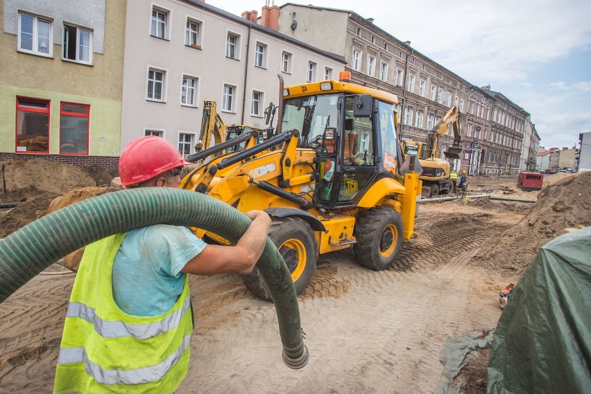 W Słupsku trwa długo oczekiwany remontu ulicy Długiej....