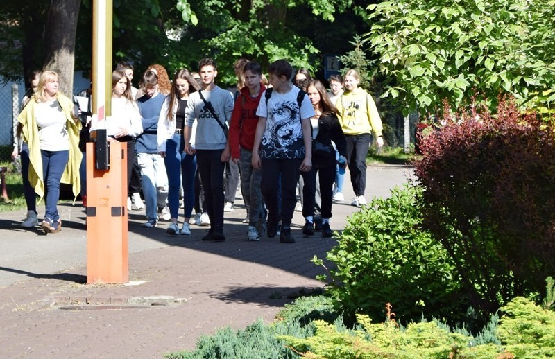 Dzień Otwarty w Zespole Szkół Centrum Kształcenia Rolniczego w Sichowie Dużym. Przyjechali uczniowie z całego powiatu. Zobacz zdjęcia