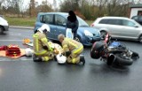 Wypadek w Gniechowicach. Motocyklista trafił do szpitala [ZDJĘCIA]