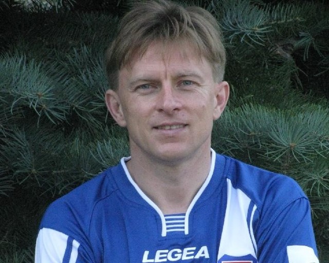 Dyrektor sportowy Narwi Ostrołęka Grzegorz Wędzyński.