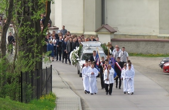 Na cmentarzu w Choczni pochowano Martynę, trzecią ofiarę tragicznego wypadku we Frydrychowicach