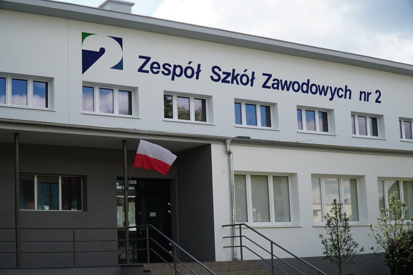Zespół Szkół Zawodowych numer 2 w Poznaniu przeszedł remont,...