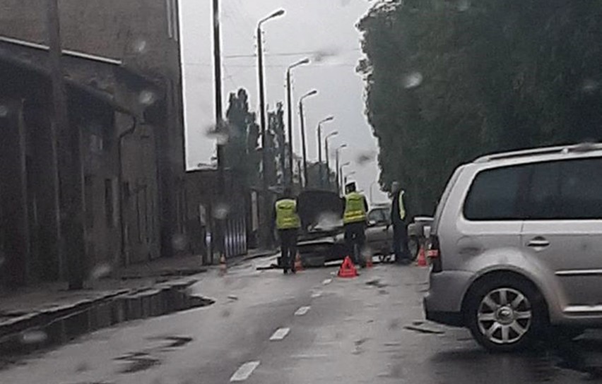 Stargard. Na Bema zderzyły się dwa auta. Jedna osoba w szpitalu