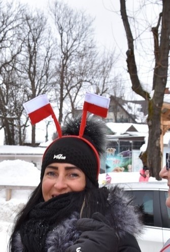 Zakopane: Pucharowe szaleństwo zaczyna się wieczorem, ale pierwsi kibice skoków są już w mieście [ZDJĘCIA]