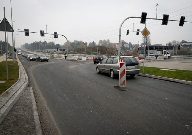 Ulica Piastowska była uruchomiona na kilka dni a już okazała się bardzo potrzebna