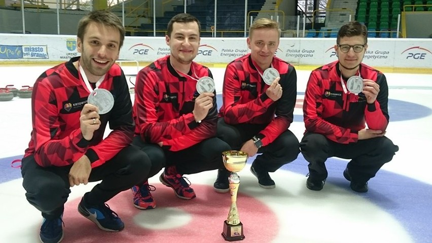 Wicemistrzowie MP w curlingu 2018: ŚKC Marlex Team Katowice.