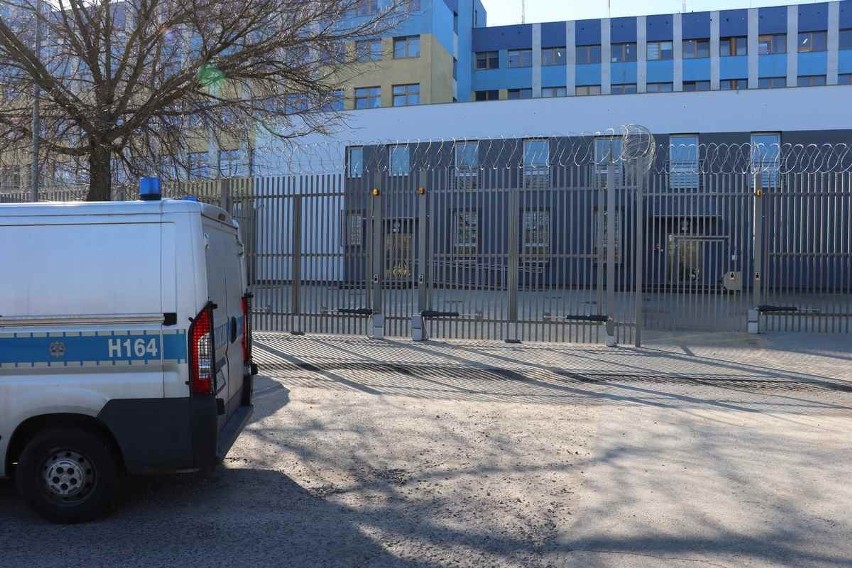 Nowe pomieszczenia dla osób zatrzymanych w Komendzie Miejskiej Policji w Radomiu