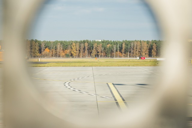 Urząd Lotnictwa Cywilnego poinformował, że w najbliższych dniach w Polsce może dojść do nieregularności w ruchu lotniczym, w tym do opóźnień i odwołań rejsów. Co będzie w Porcie Lotniczym Bydgoszcz?