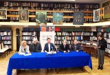 Szczecin. Nowa Nagroda Literacka "Jantar" dla regionalnych pisarzy