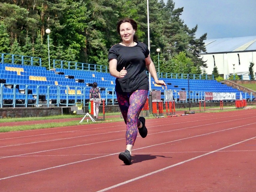 W Kielcach odbyły się kolejne ciekawe zajęcia w ramach projektu Biegam Bo Lubię. Wszyscy sprawdzili się na 100 metrów [ZDJĘCIA]