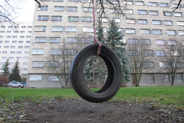 Na drzwiach windy Hotelu Pracowniczego Szpitala Wojewódzkiego w Poznaniu przy ul. Dojazd pojawiła się kartka, z której mieszkańcy dowiedzieli się, że mają się wyprowadzić