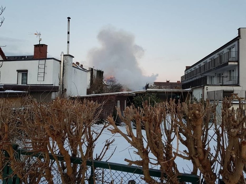 Wracamy do tematu: Pożar wybuchł w środę z rana. Było kilka...