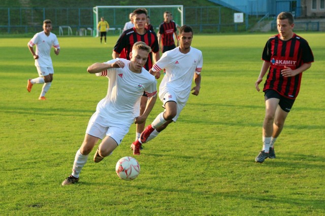 W pierwszym meczu sezonu Granat zagra u siebie ze Zdrojem Busko-Zdrój. W meczu sparingowym obu drużyn padł remis 1:1.