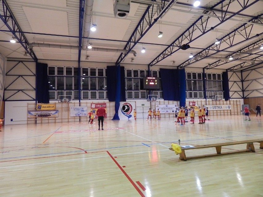 Eliminacje MP w Futsalu U-13. Jantar Ustka i SMS Słupsk grają dalej (zdjęcia)