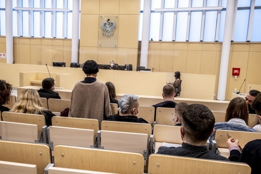 W poniedziałek, 13 marca poznański sąd ogłosił wyrok w...