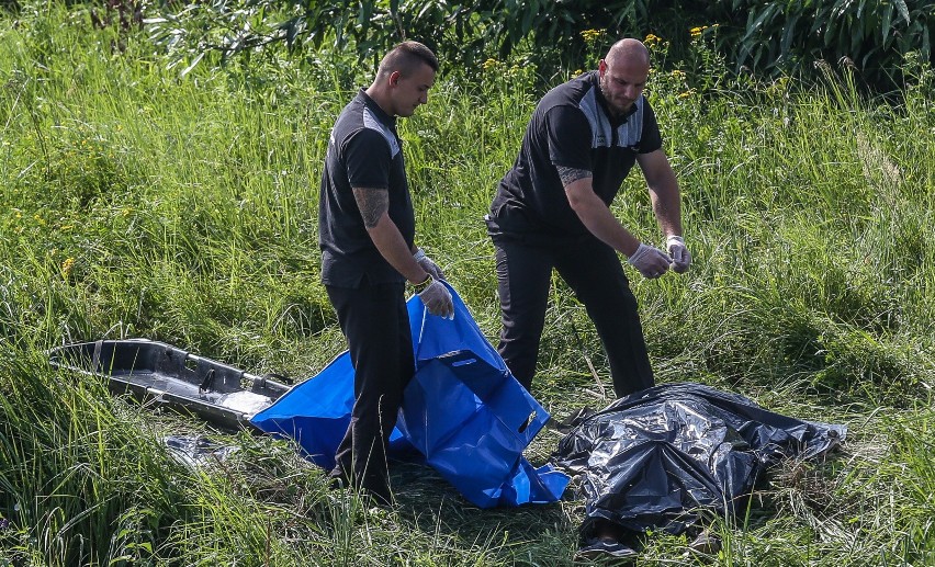 - Policjanci zabezpieczyli teren i dokonali wstępnych...