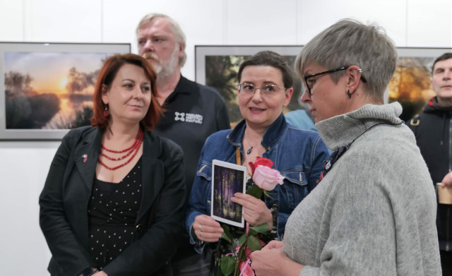 Wernisaż wystawy w Podlaskim Instytucie Kultury przyciągnął zainteresowanych fotografią. Zobaczyć można było prace Magdaleny Kruszewskiej!
