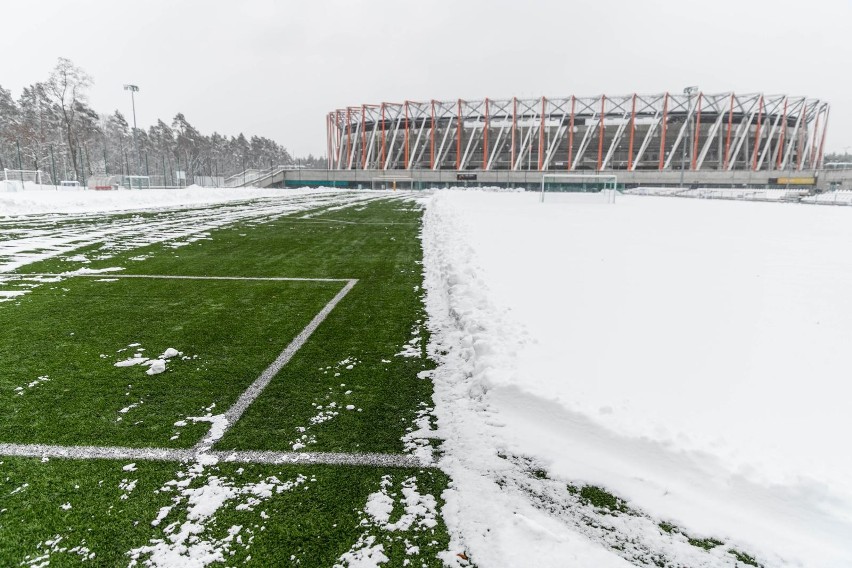 Na zdjęciu: boisko boczne Stadionu Miejskiego w Białymstoku...